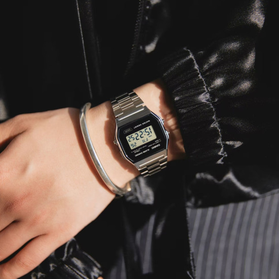 Casio Vintage A158WEA-1E unisex Everyday Classic Metal Finish Black Dial