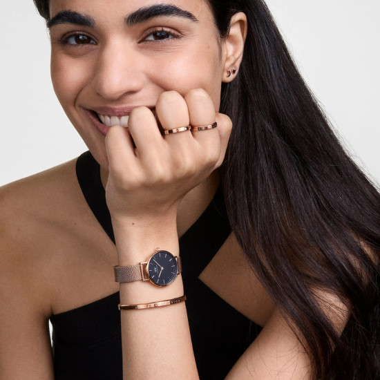 Daniel Wellington DW00100161 ženski sat Petite Melrose Rose Gold Tone Mesh Band Minimal Black Dial 32mm