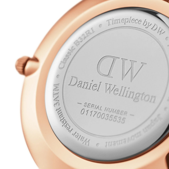 Daniel Wellington DW00100175 ženski sat Petite St Mawes Rose Gold Tone kožni kaiš Brown Minimal White Dial 32mm