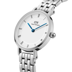 Daniel Wellington DW00100685 ženski sat Petite Silver Tone Roman Numerals Cobalt Blue kazaljke 28mm