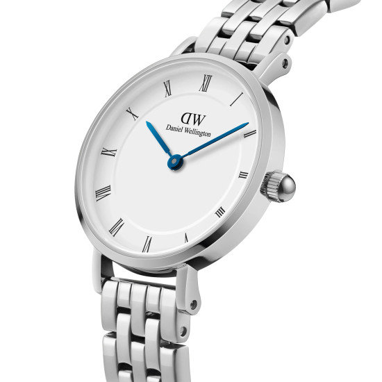 Daniel Wellington DW00100685 ženski sat Petite Silver Tone Roman Numerals Cobalt Blue kazaljke 28mm