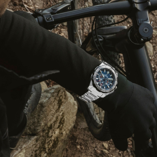 Festina F20724/2 muški sat Chrono Bike Chronograph Silver Stainless Steel Deep Blue Dial 45mm 20ATM