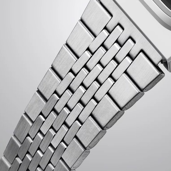 Casio Vintage A140WE-8A unisex Oversized Oval Digital Silver Tone 36mm NEW EDITION