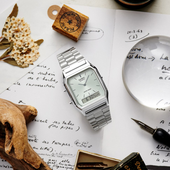 Casio Vintage AQ-230A-7AMQY unisex Analog-Digital Minimalist White Dial Sunray effect