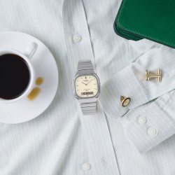 Casio Vintage AQ-240E-7A2 unisex Edgy Silver Tone Xl Cream White Dial Edition